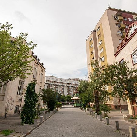 5 Star Central Studio Skopje Eksteriør bilde