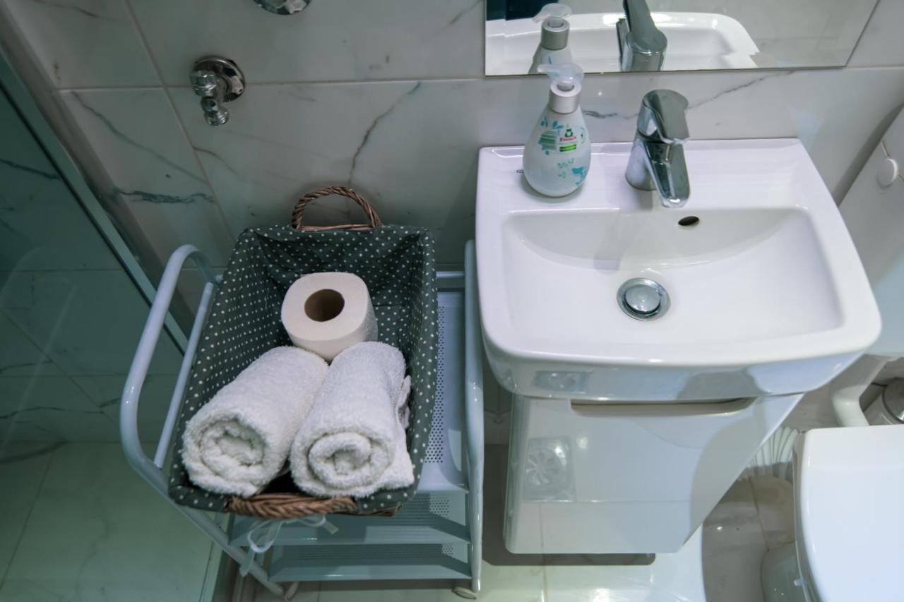 5 Star Central Studio Skopje Eksteriør bilde