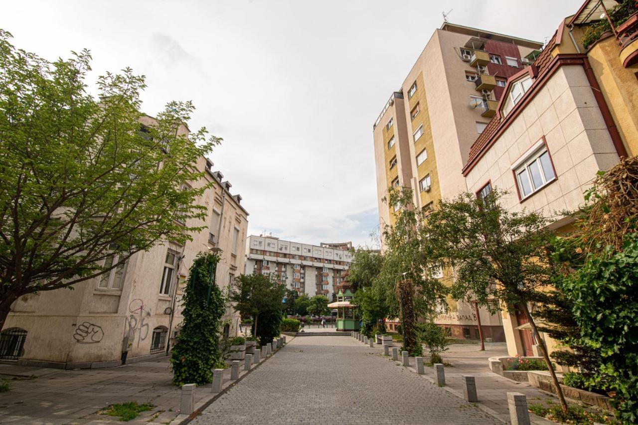 5 Star Central Studio Skopje Eksteriør bilde